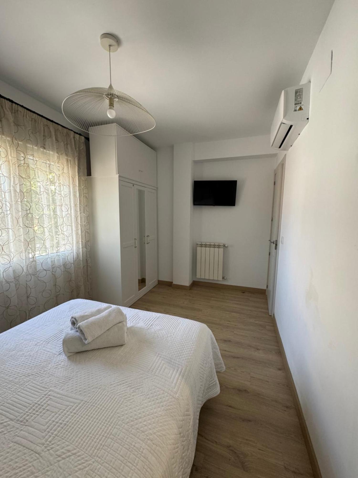 Alcala Luxury Piso Completo De 80M Apartment Alcala de Henares Ngoại thất bức ảnh